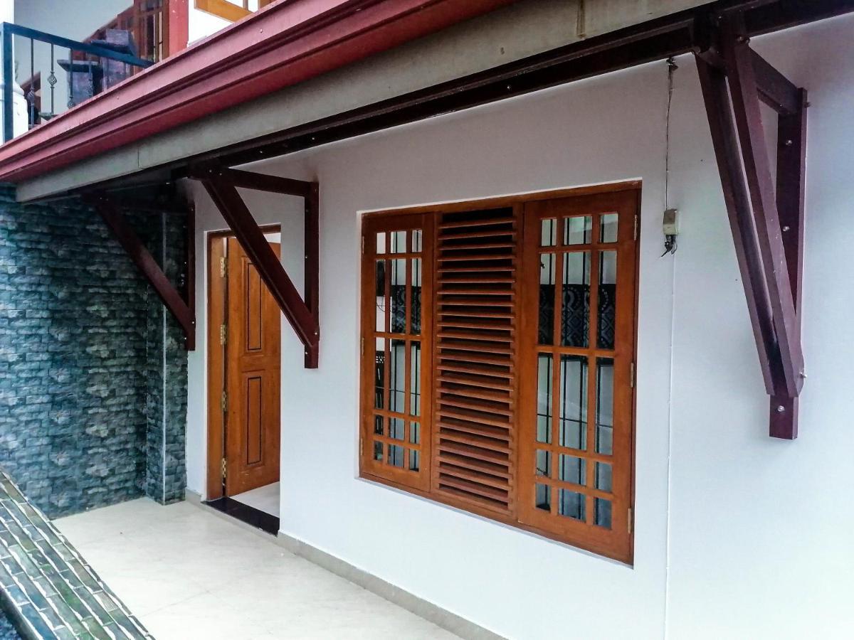 Hotel White House Ratnapura Dış mekan fotoğraf